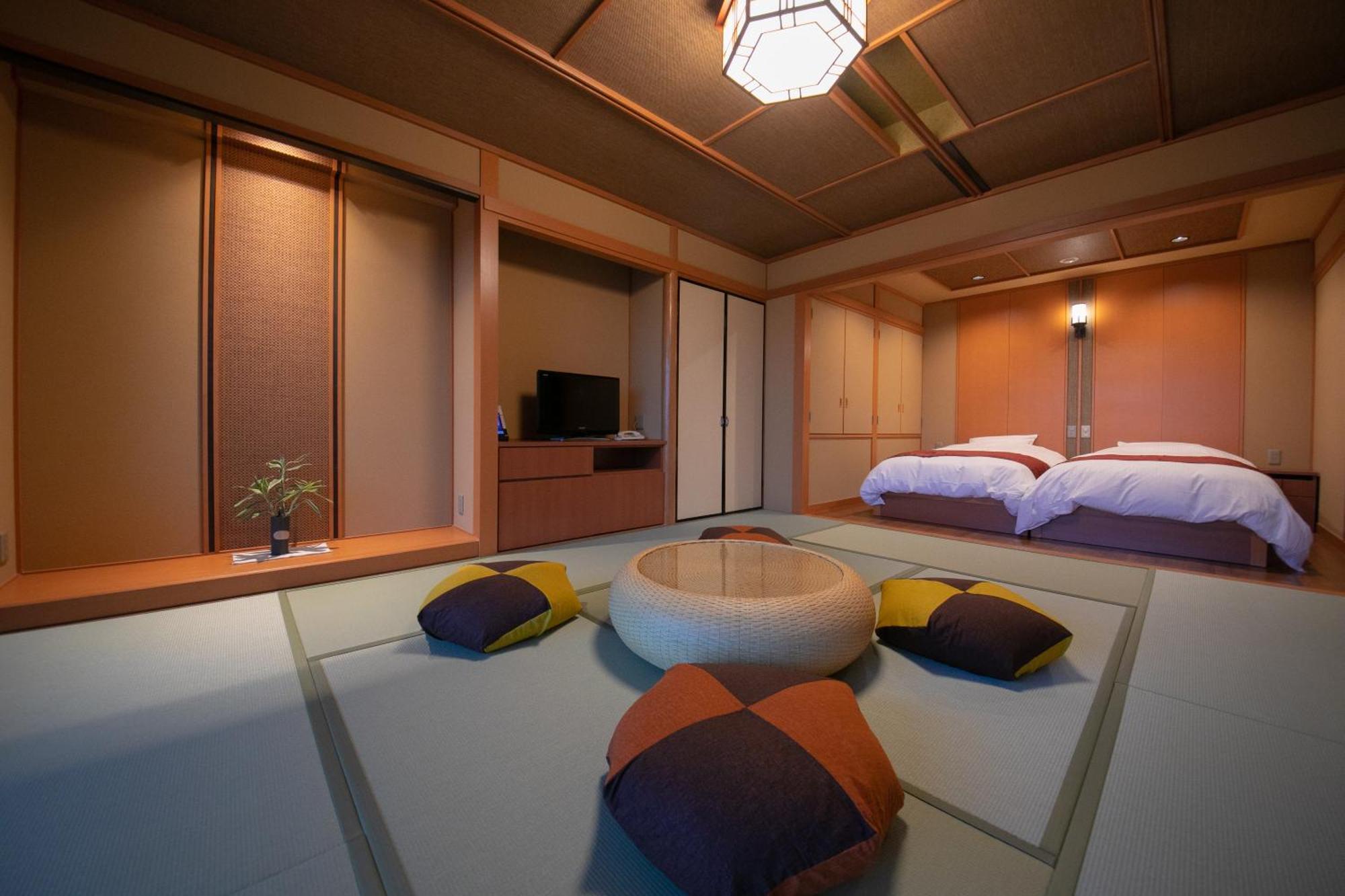 Hotel Biwako Hanakaido Ōtsu Zimmer foto